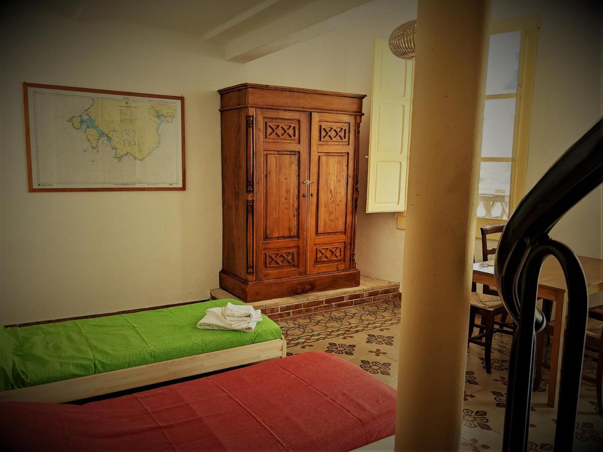 Cala Vinagra House Bed & Breakfast Carloforte  Exterior photo