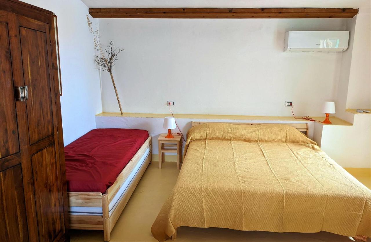 Cala Vinagra House Bed & Breakfast Carloforte  Exterior photo